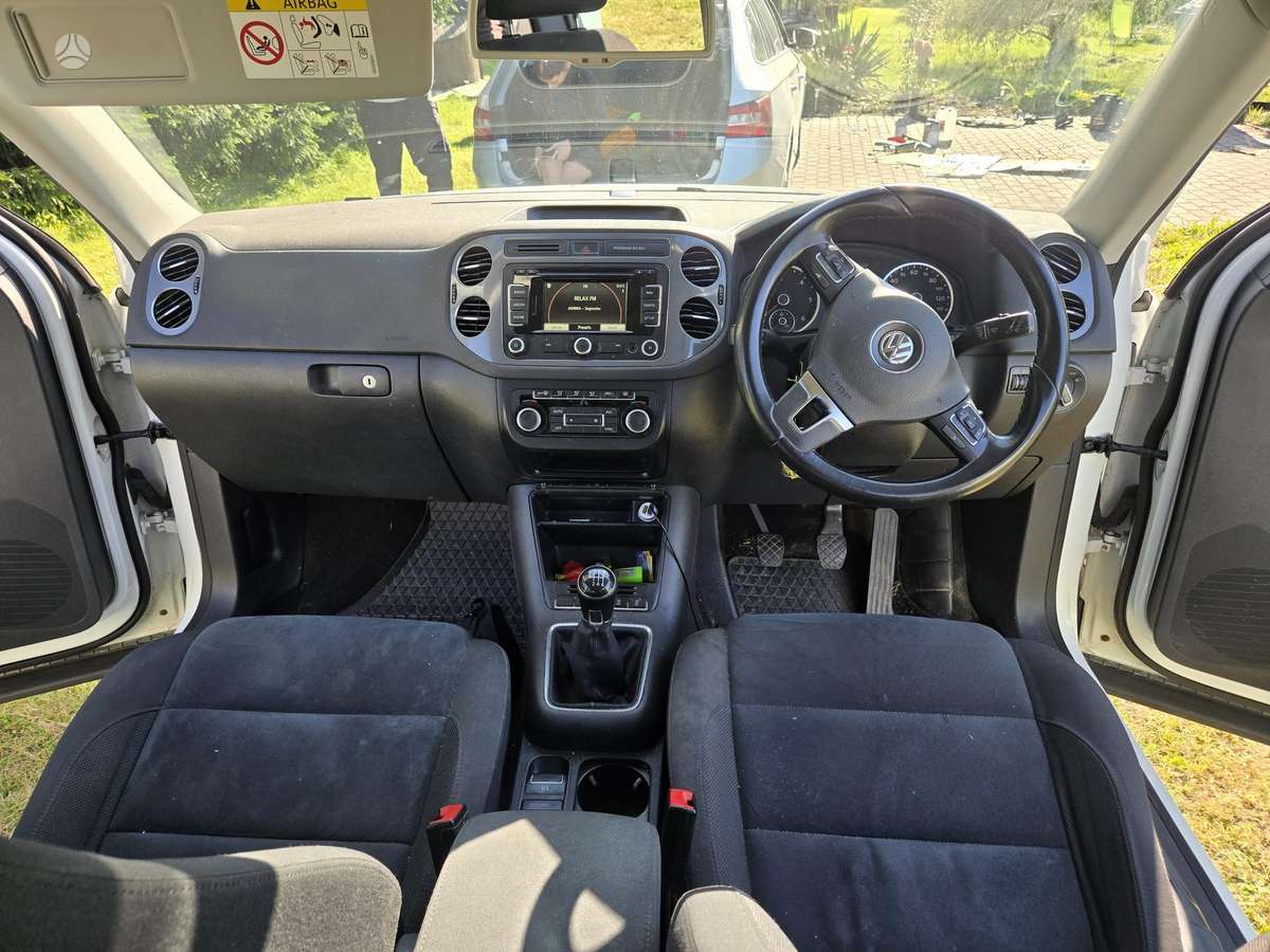 Volkswagen Tiguan - 7