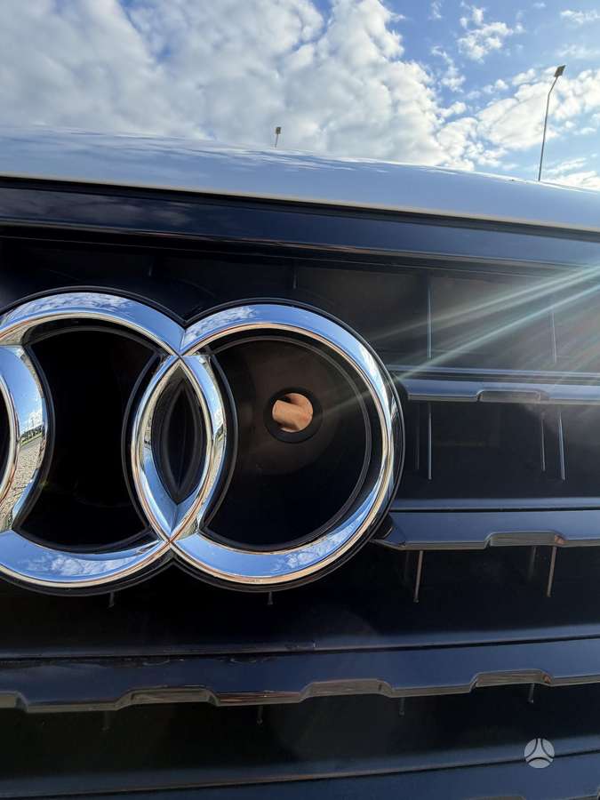 Audi Q7, Внедорожник / Кроссовер