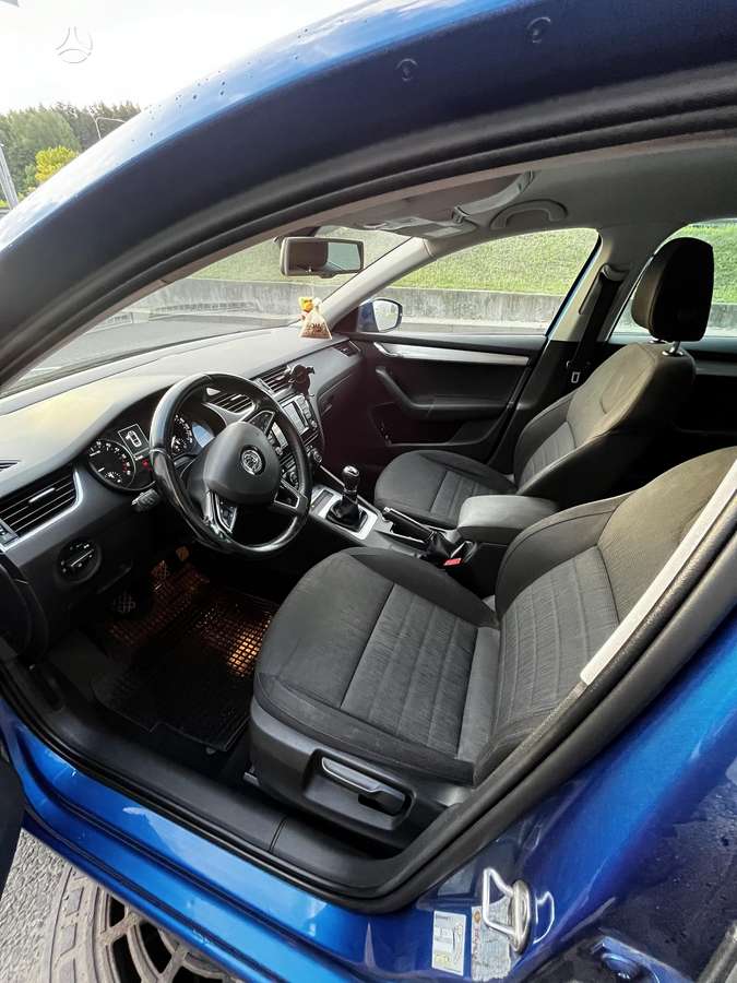 Škoda Octavia - 10