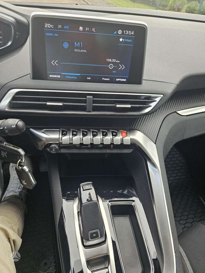 Peugeot 3008 - 9