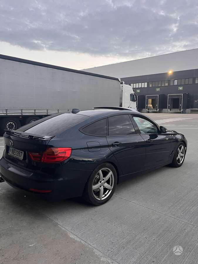 BMW 325, 2.0 l., Седан