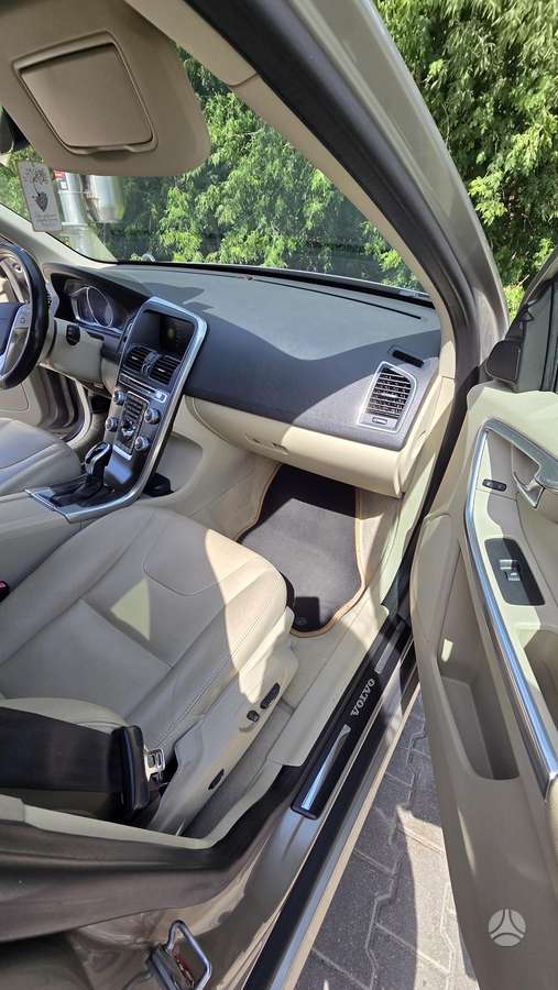 Volvo XC60 - 6