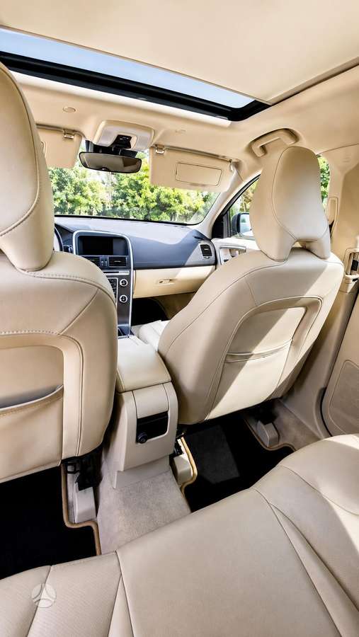Volvo XC60 - 10