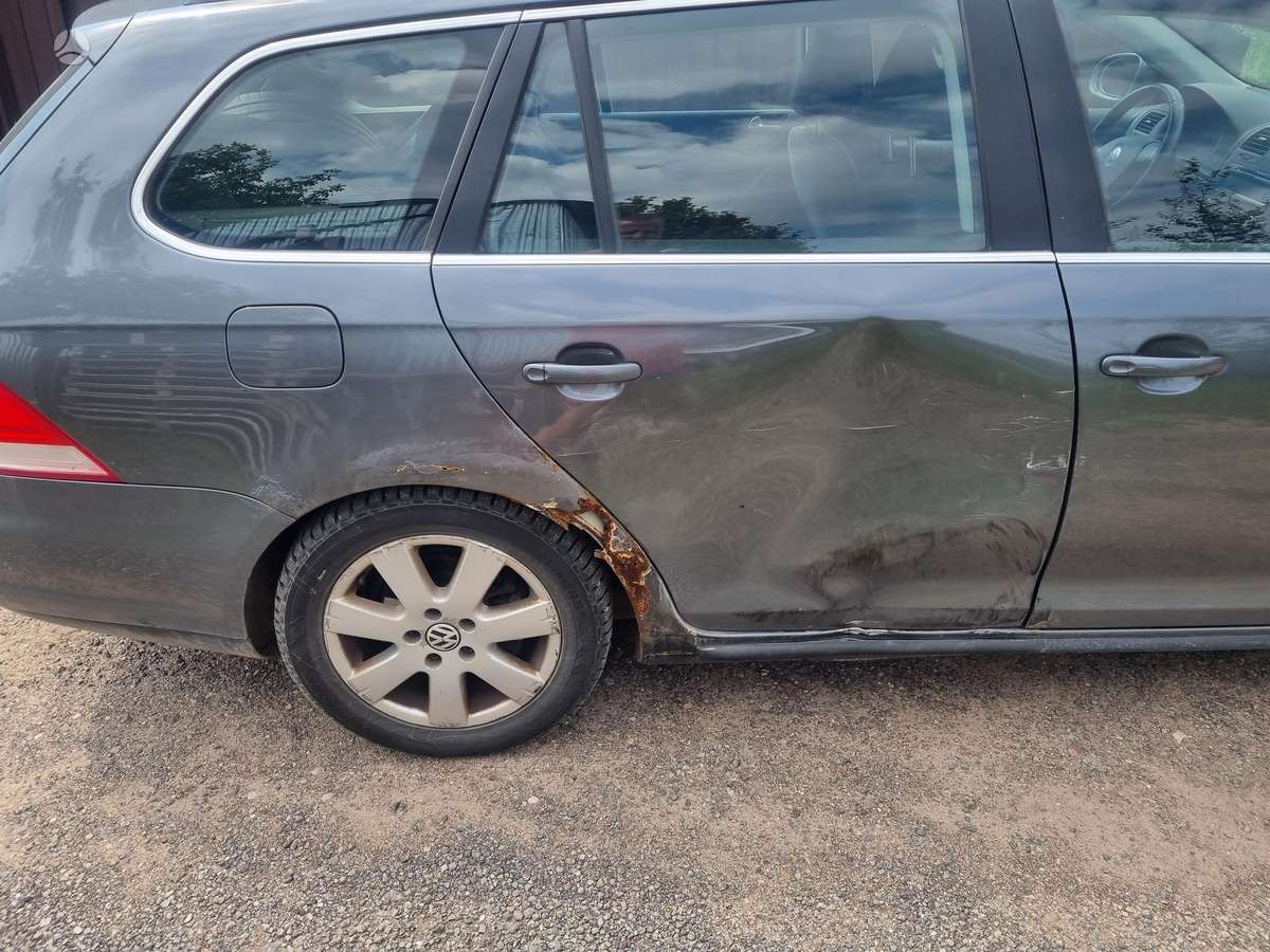 Volkswagen Golf - 11