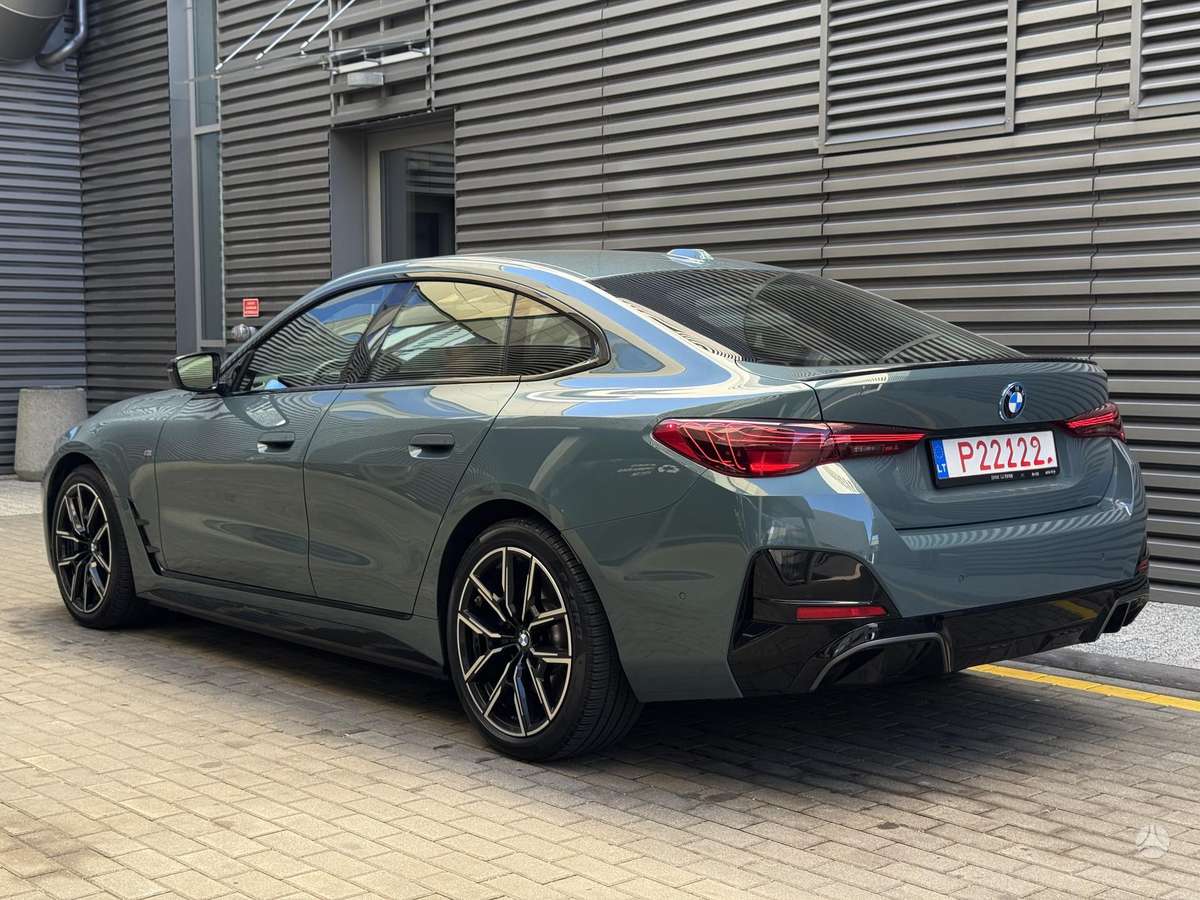 BMW i4, 81 kWh, hatchback