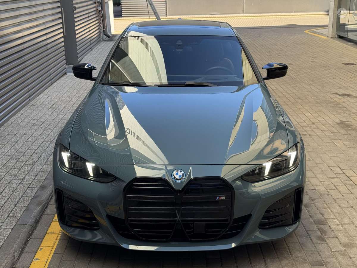 BMW i4, 81 kWh, hatchback