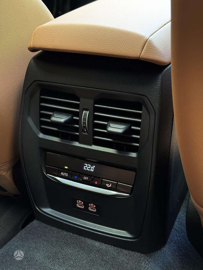 BMW i4, 81 kWh, hatchback