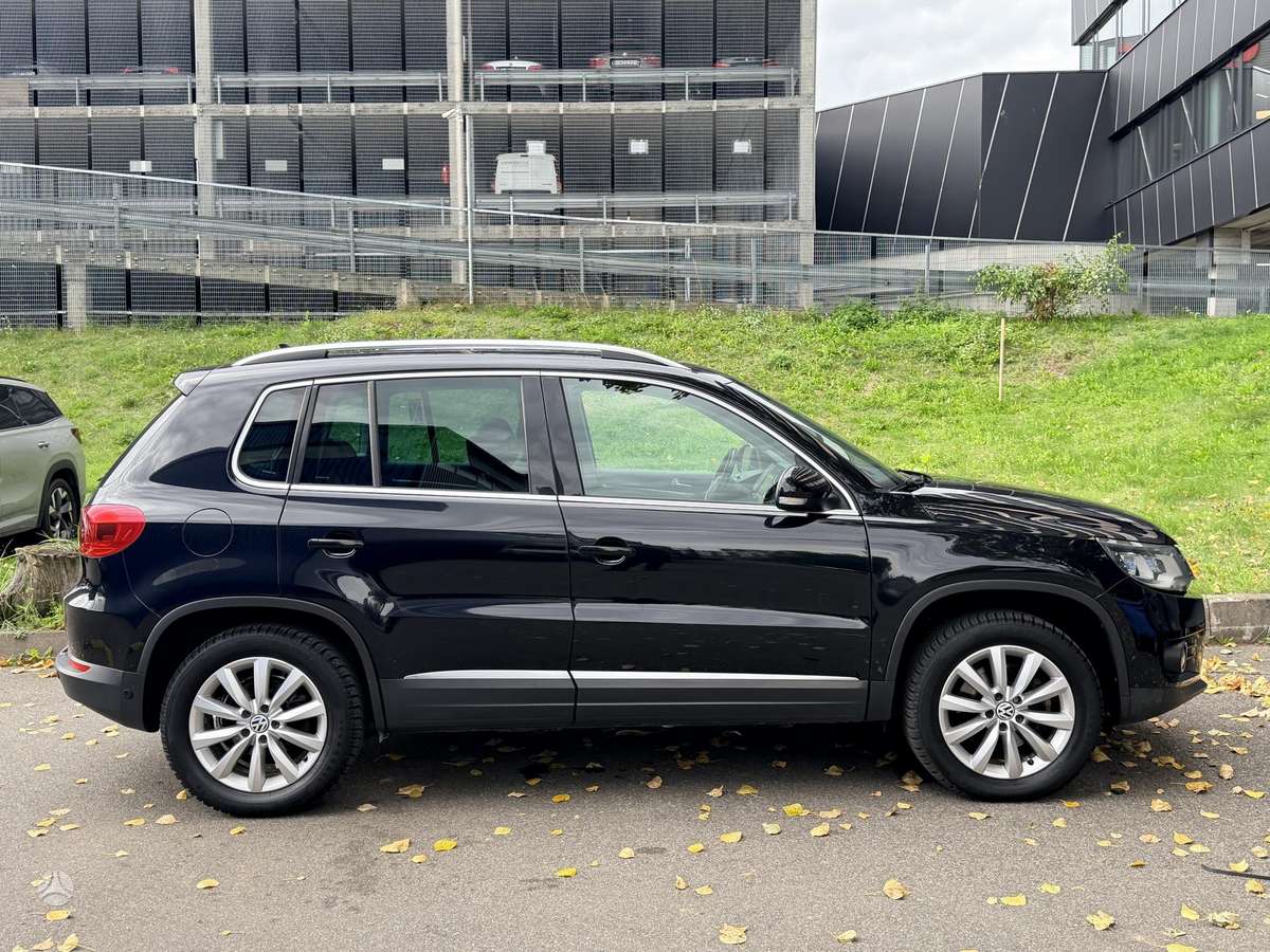 Volkswagen Tiguan - 5