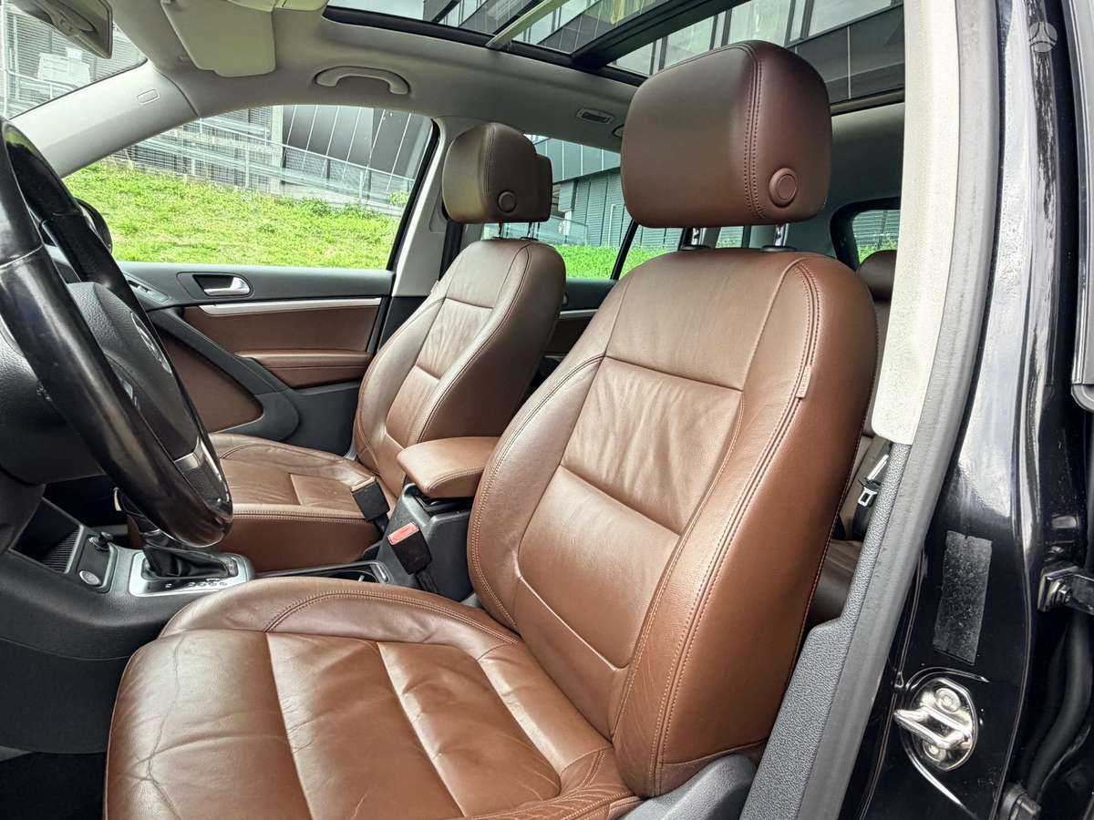 Volkswagen Tiguan - 11