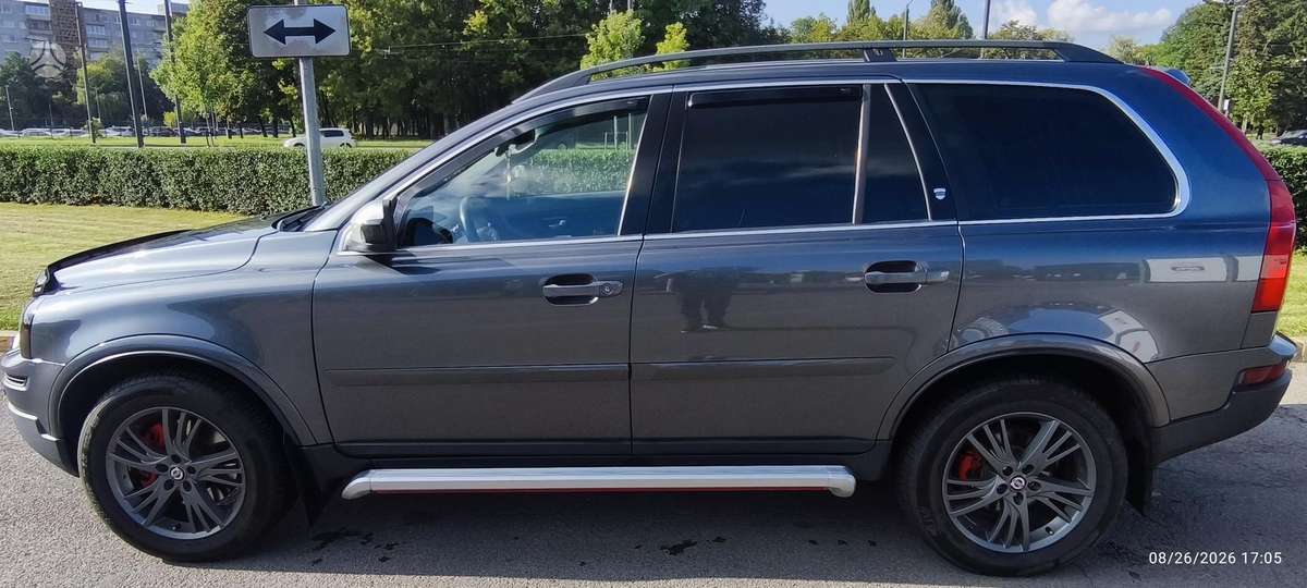 Volvo XC90 - 3