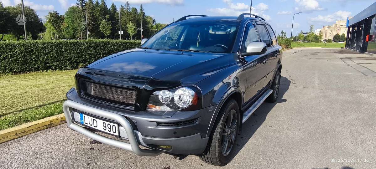 Volvo XC90 - 2