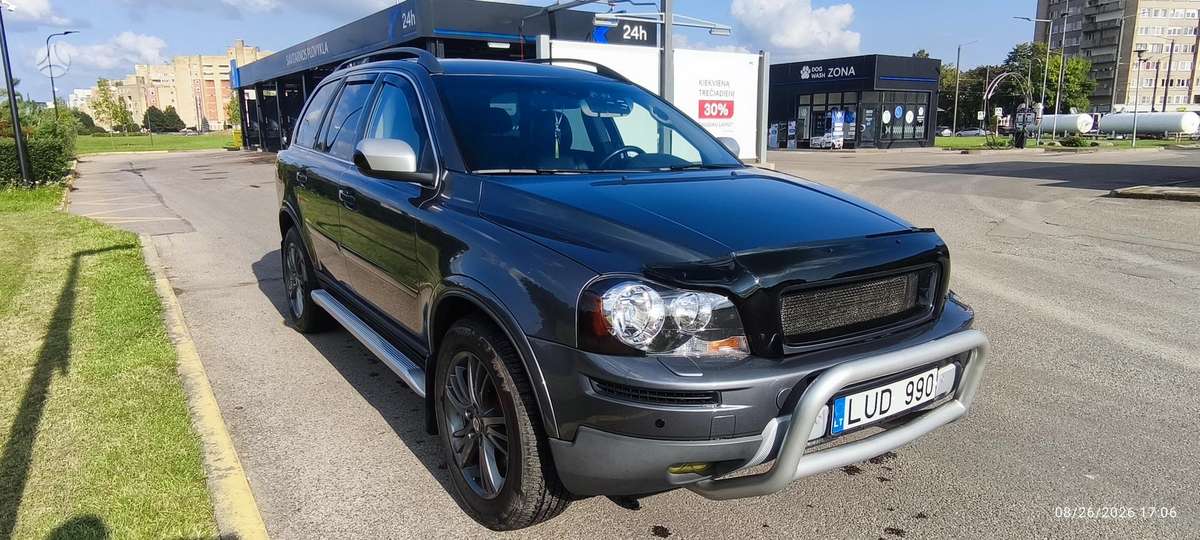 Volvo XC90 - 8