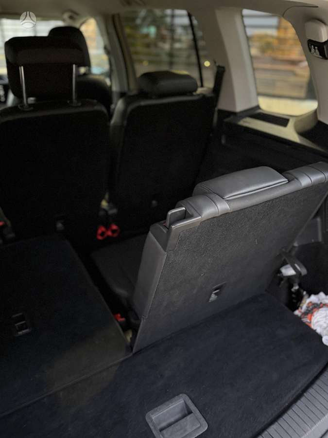 Volkswagen Touran - 7