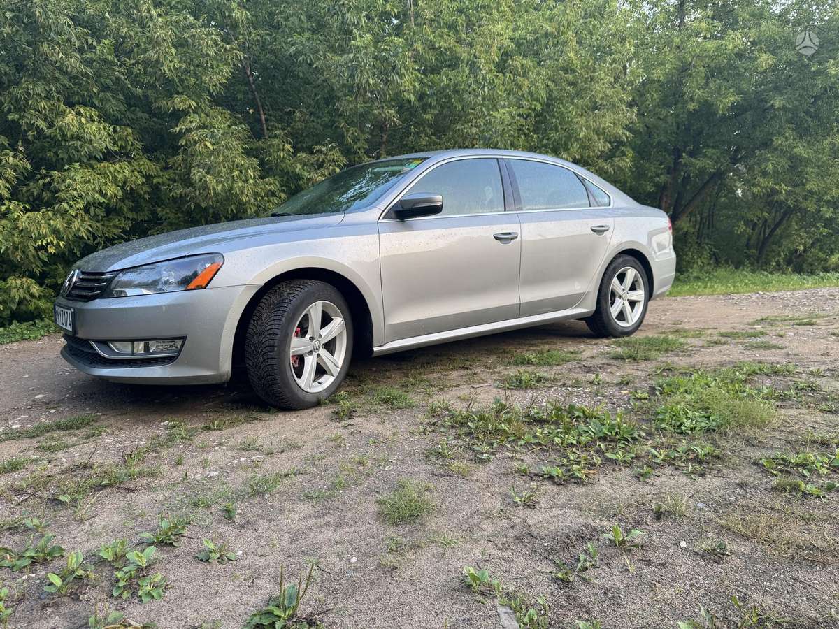 Volkswagen Passat - 8