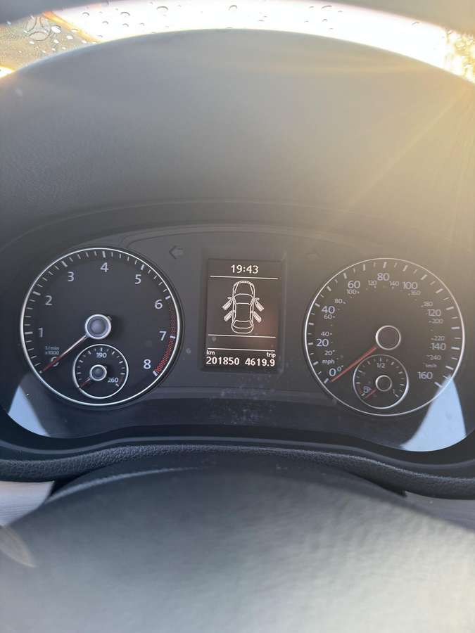 Volkswagen Passat - 10