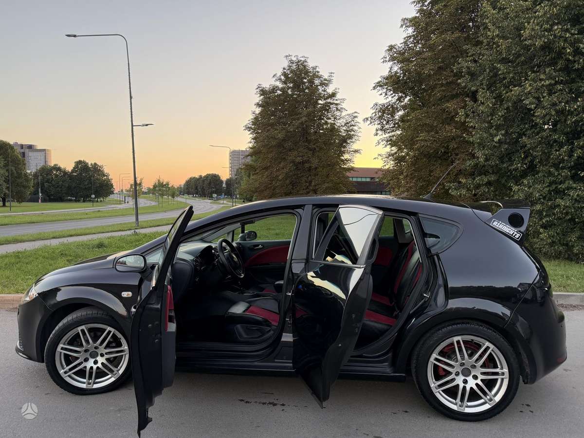 Seat Leon, 2.0 l., Хэтчбек