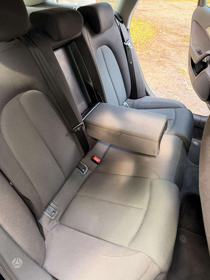 Audi A6, 2.0 l., Универсал