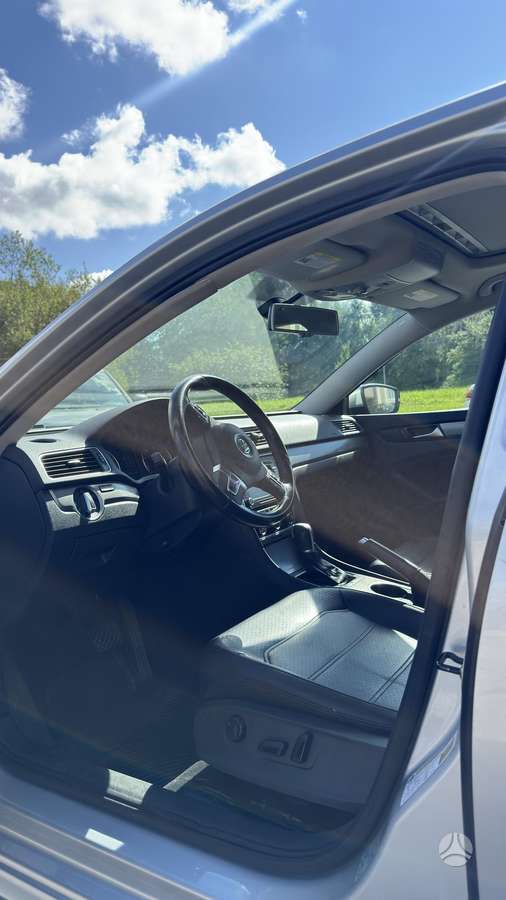 Volkswagen Passat - 3
