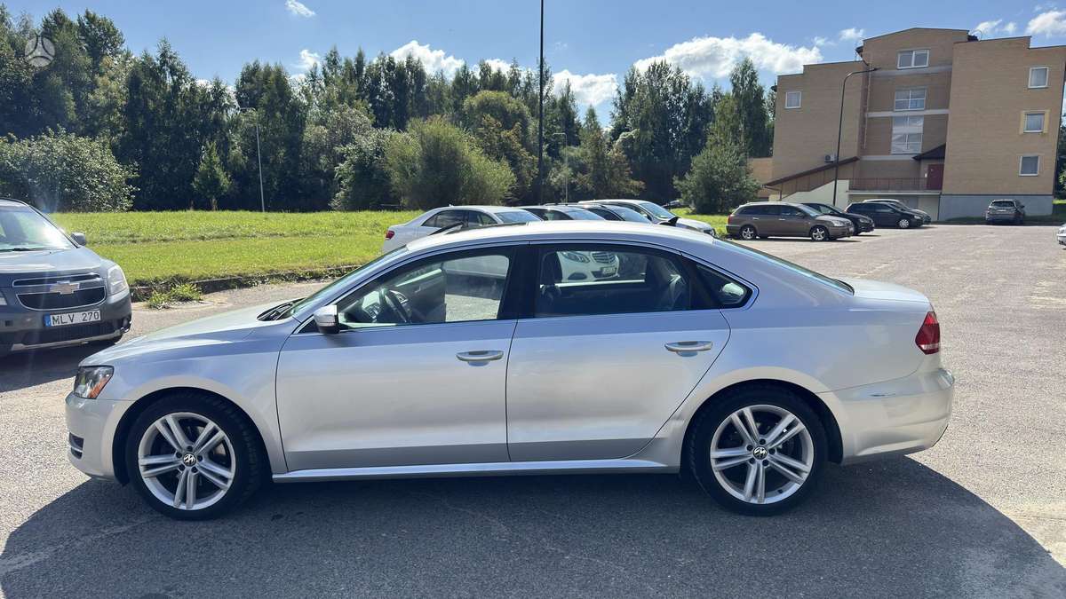 Volkswagen Passat - 6