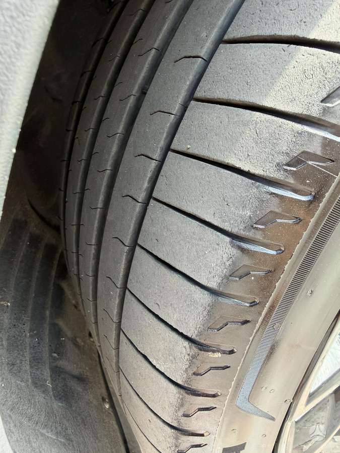 Audi Q7, 3.0 l., off-road / crossover