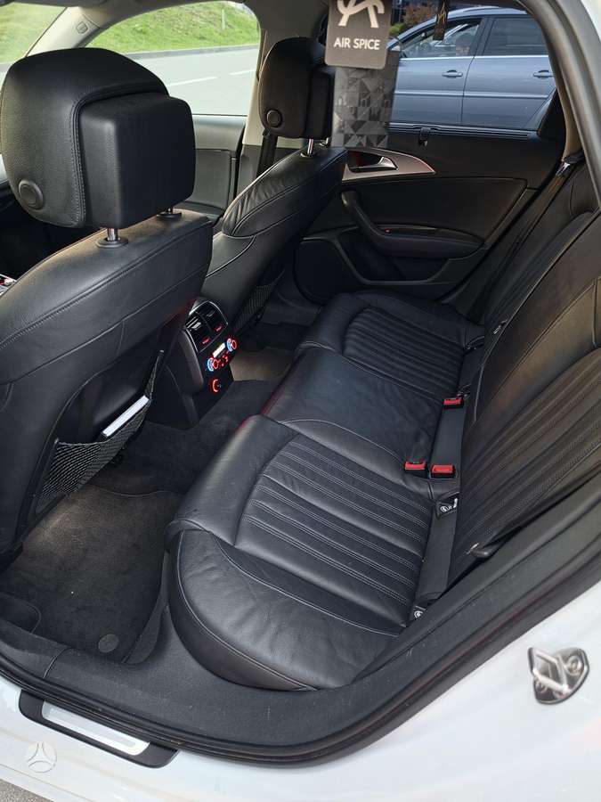 Audi A6, 3.0 l., universalas