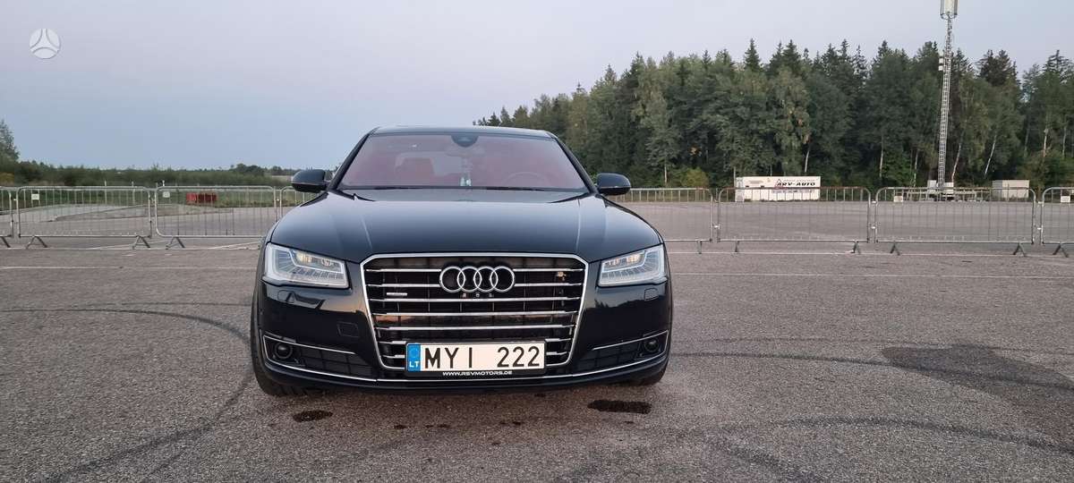 Audi A8, 3.0 l., Седан
