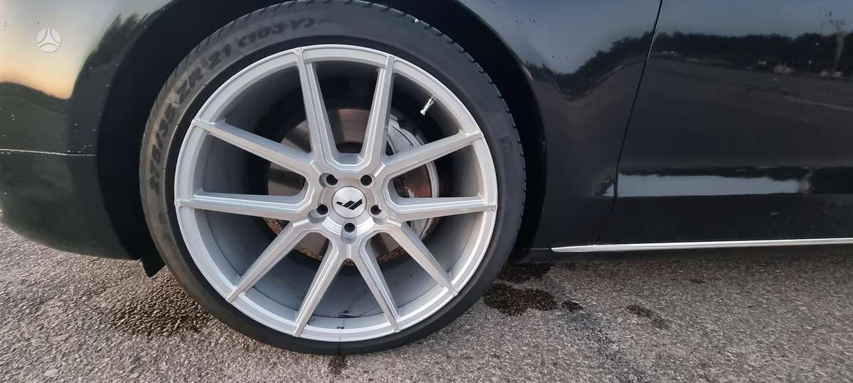 Audi A8, 3.0 l., Седан