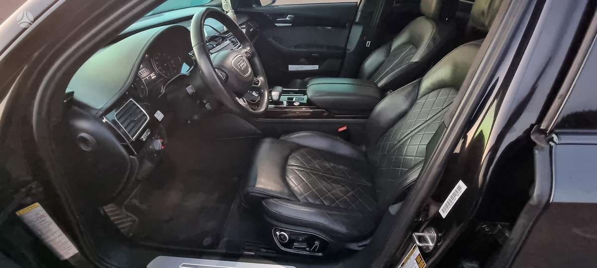 Audi A8, 3.0 l., Седан
