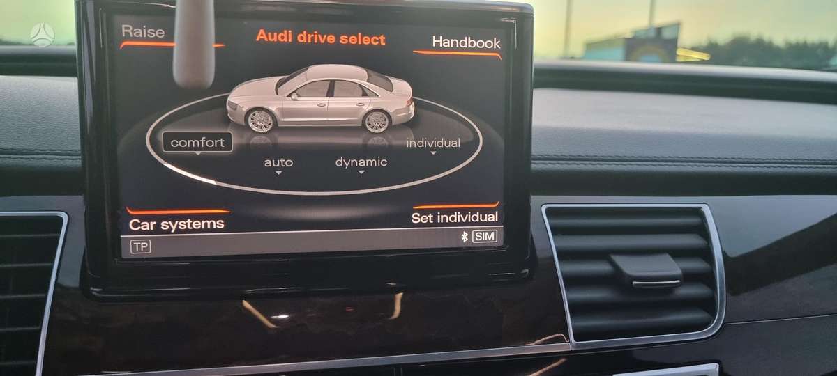 Audi A8, 3.0 l., Седан
