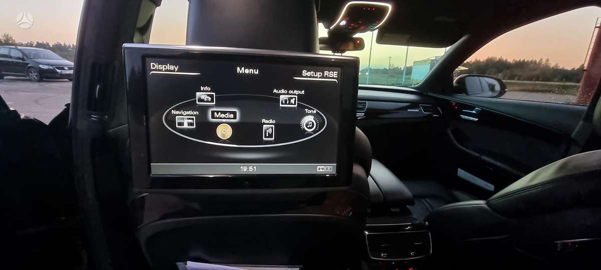 Audi A8, 3.0 l., Седан