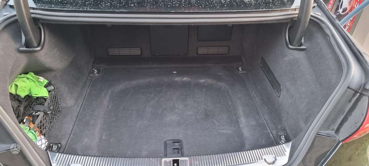 Audi A8, 3.0 l., Седан