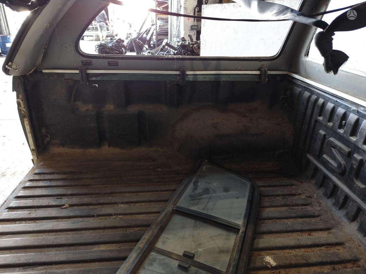 Isuzu D-Max hood (front, rear)