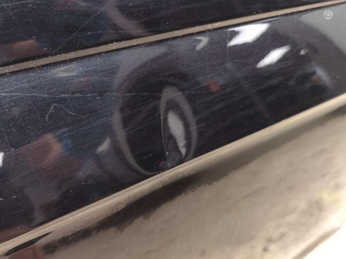 Volkswagen Polo doors