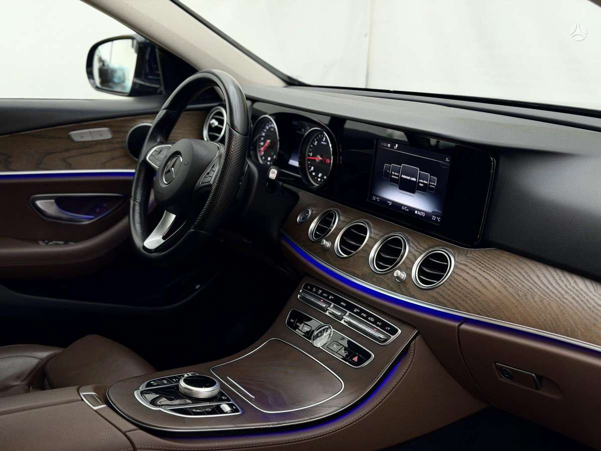 Mercedes-Benz E200, 2.0 l., Универсал