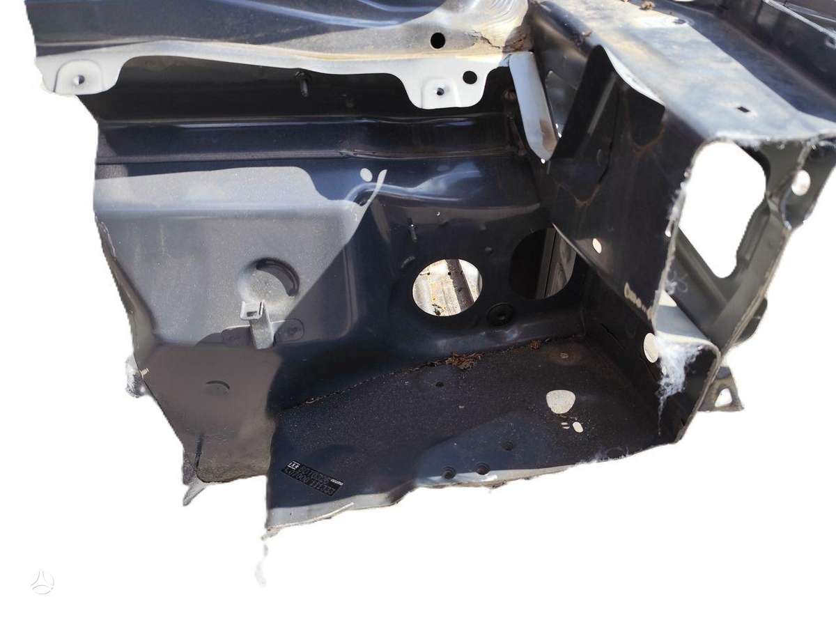 Isuzu D-Max hood (front, rear)
