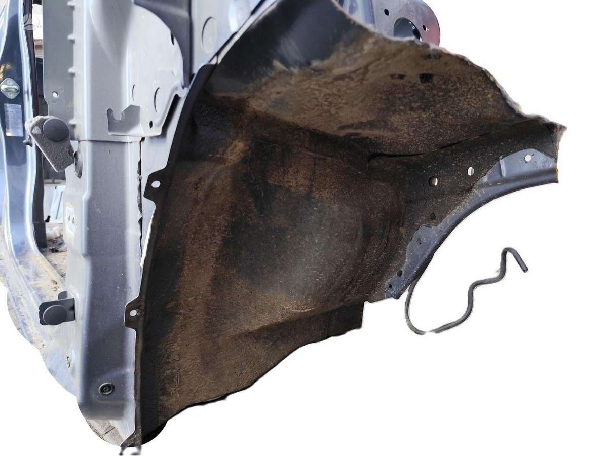 Isuzu D-Max hood (front, rear)