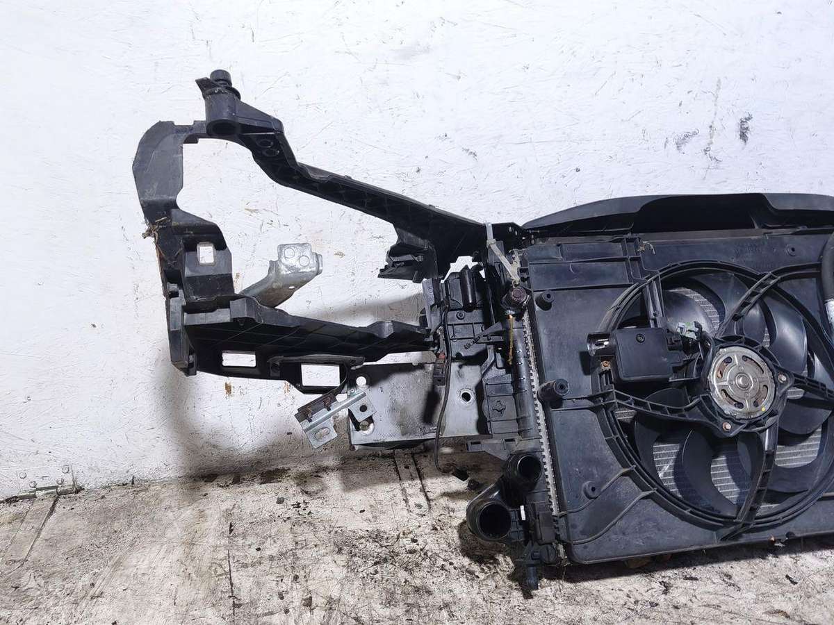 Volvo V40 radiators