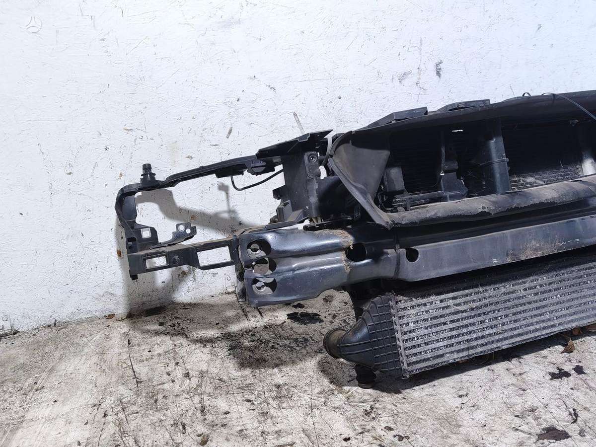 Volvo V40 radiators