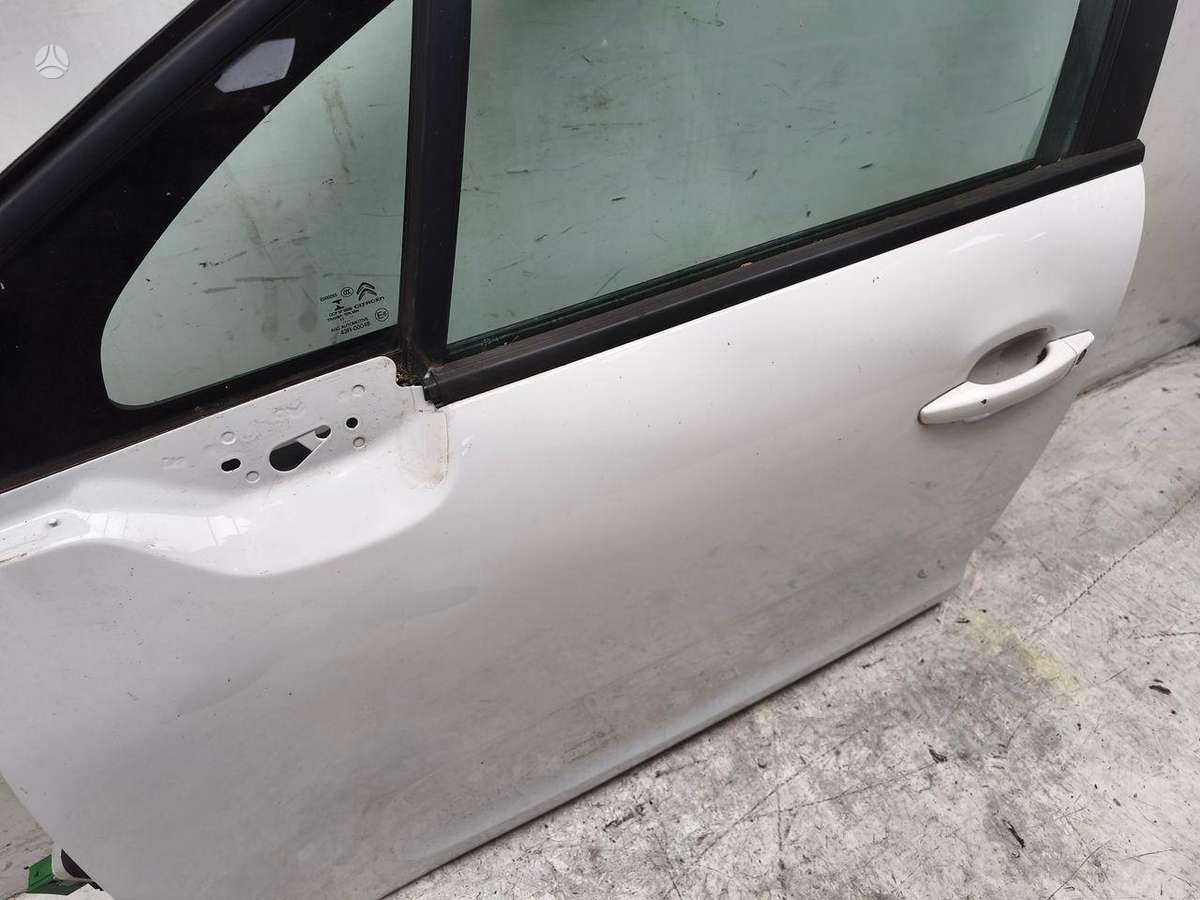 Citroen C3 doors