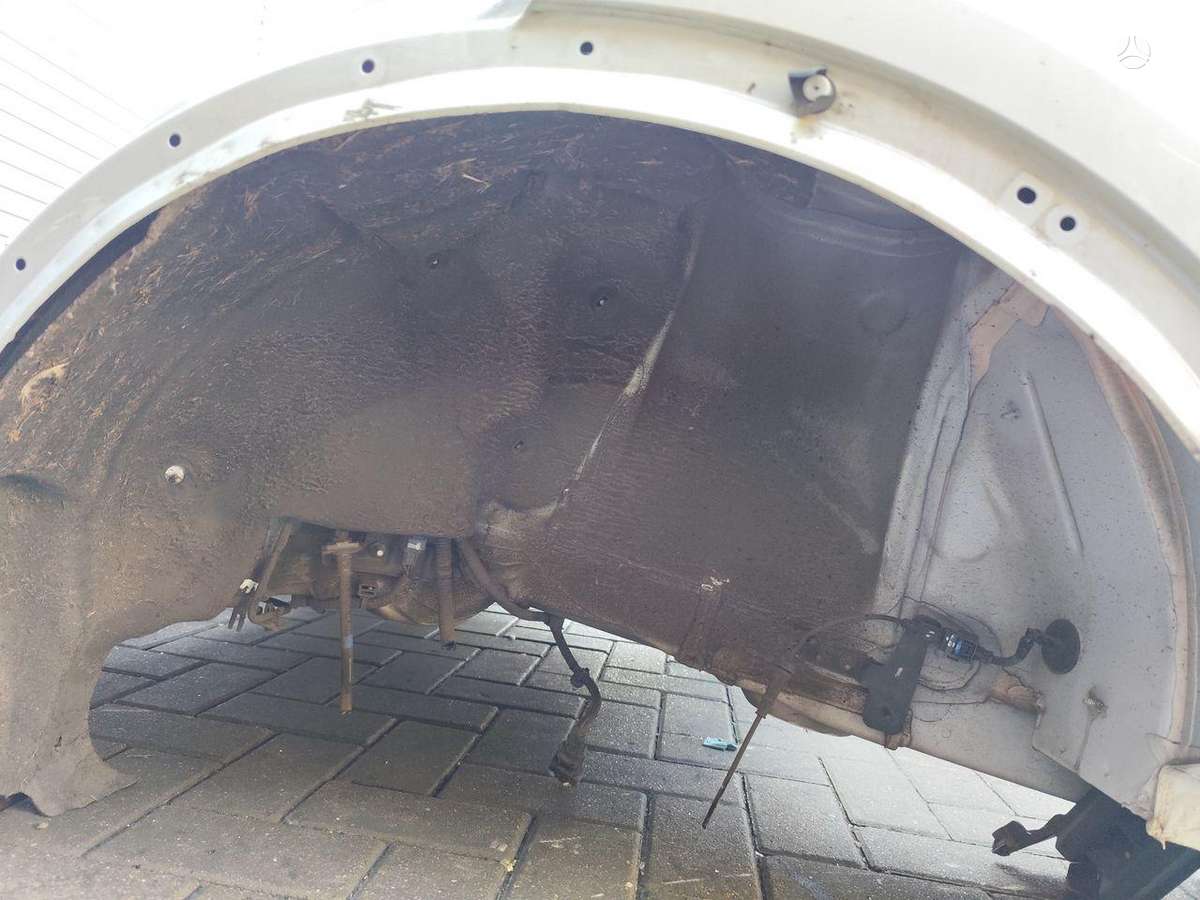 Renault Scenic E-Tech hood (front, rear)