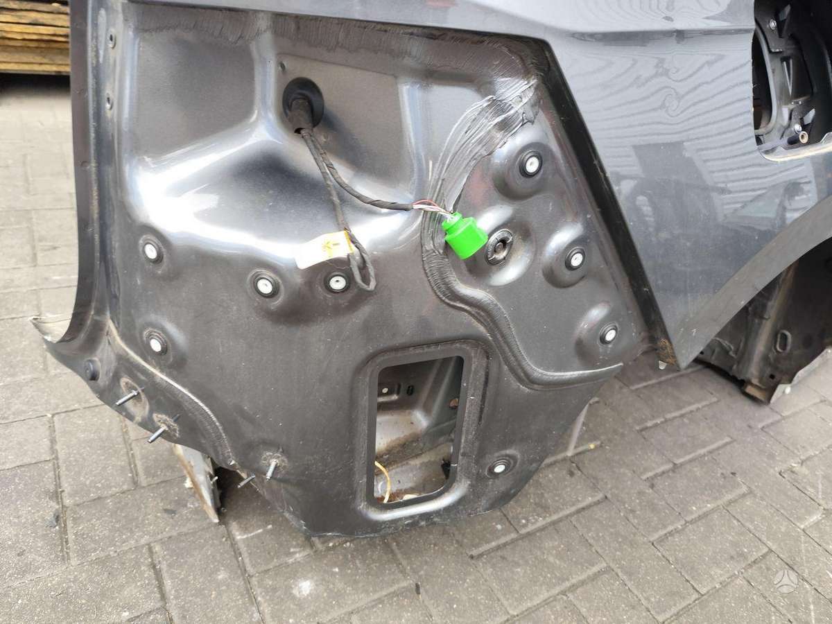 Skoda Enyaq hood (front, rear)