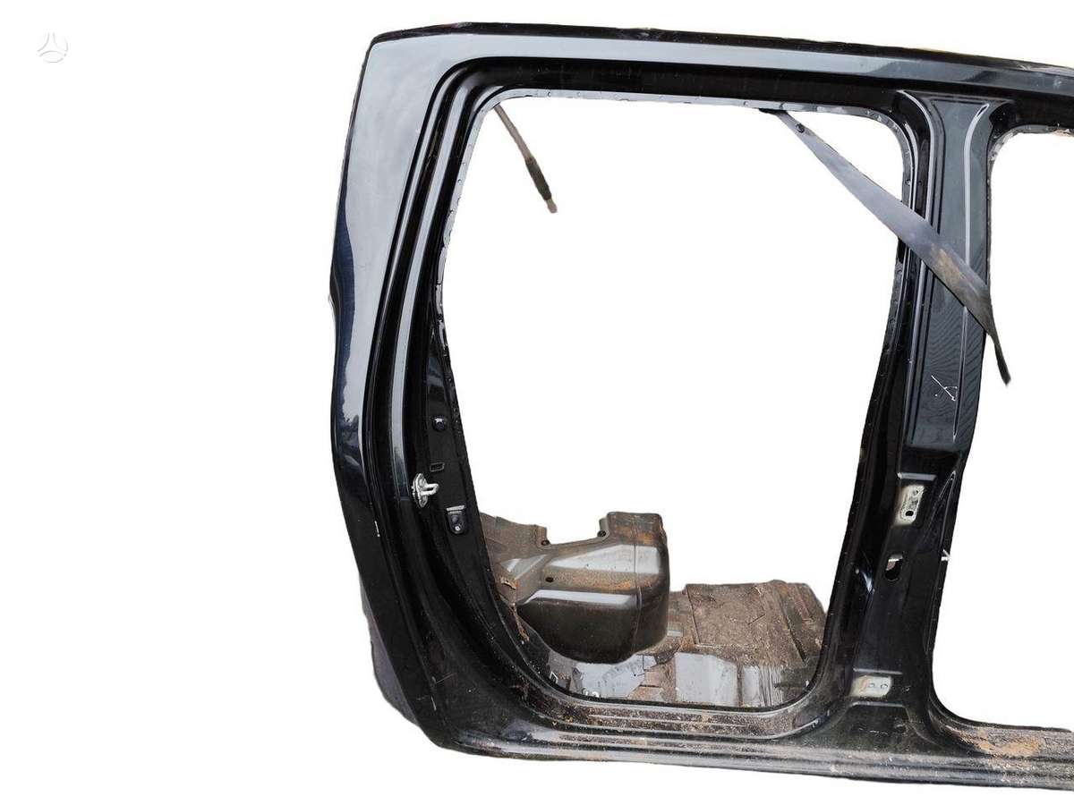 Nissan Navara hood (front, rear)