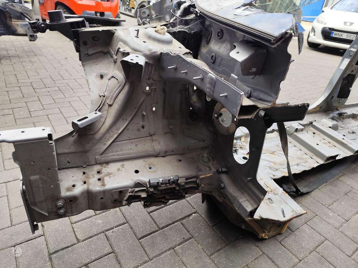 Volkswagen ID.4 hood (front, rear)