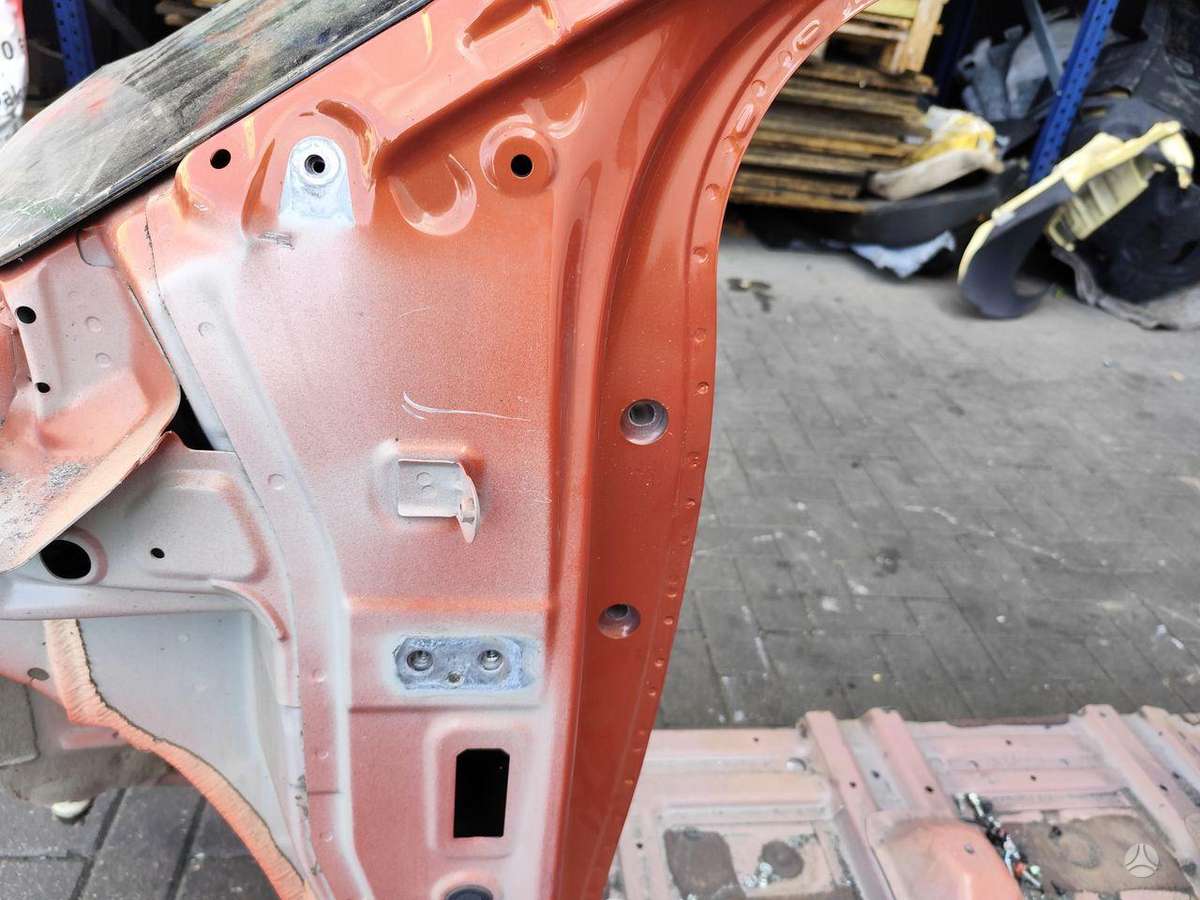 Kia EV3 dangtis (priekinis, galinis)