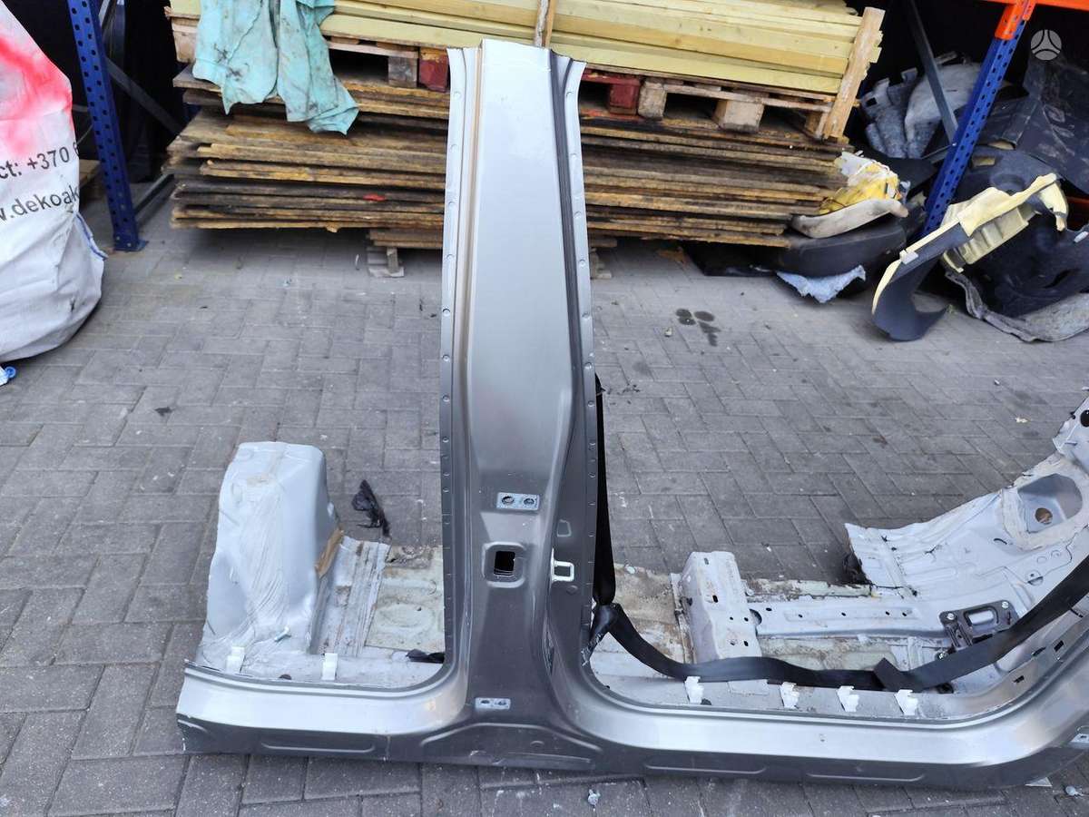 Chery Omoda 5 hood (front, rear)