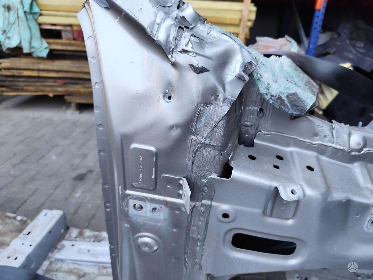 Chery Omoda 5 hood (front, rear)