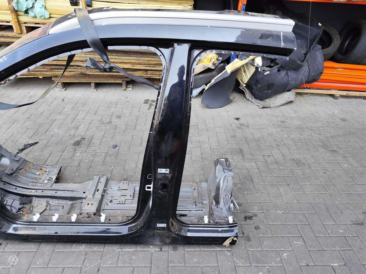 Chery Omoda 5 hood (front, rear)