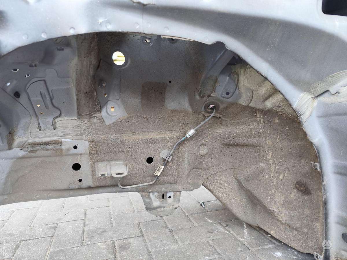 Chery Omoda 5 hood (front, rear)