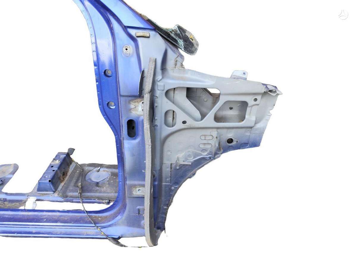 Isuzu D-Max hood (front, rear)
