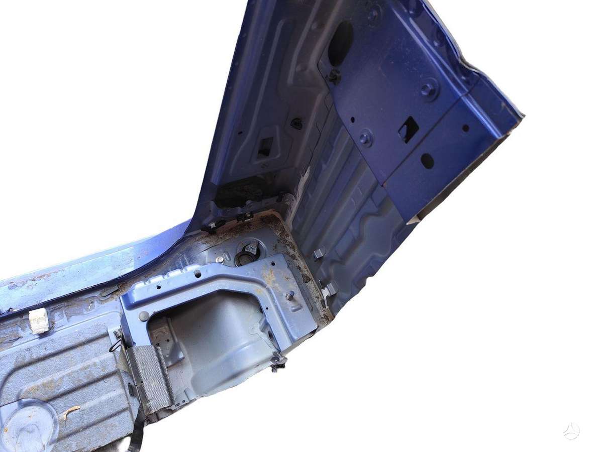 Isuzu D-Max hood (front, rear)